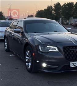 کرایسلەر 300